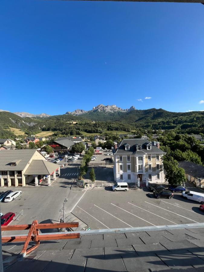 Le Bellevue Leilighet Barcelonnette Eksteriør bilde